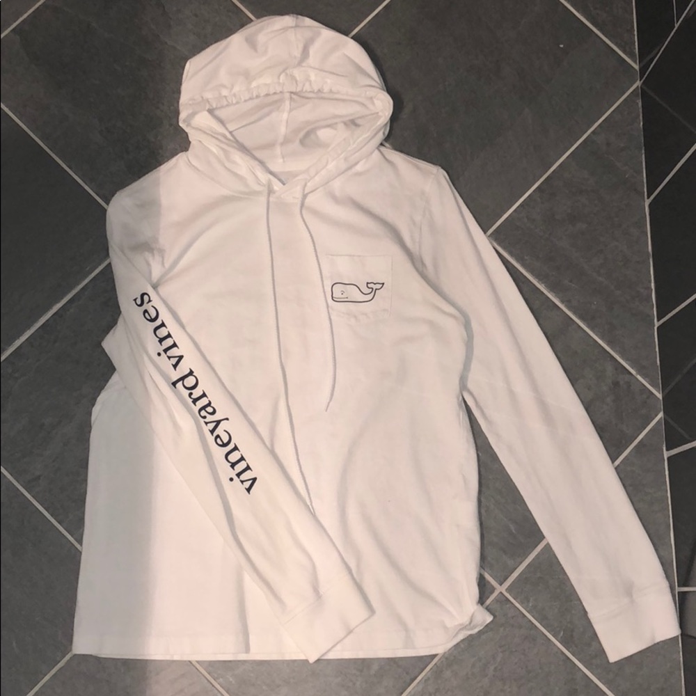 vineyard vines pullover (size small)